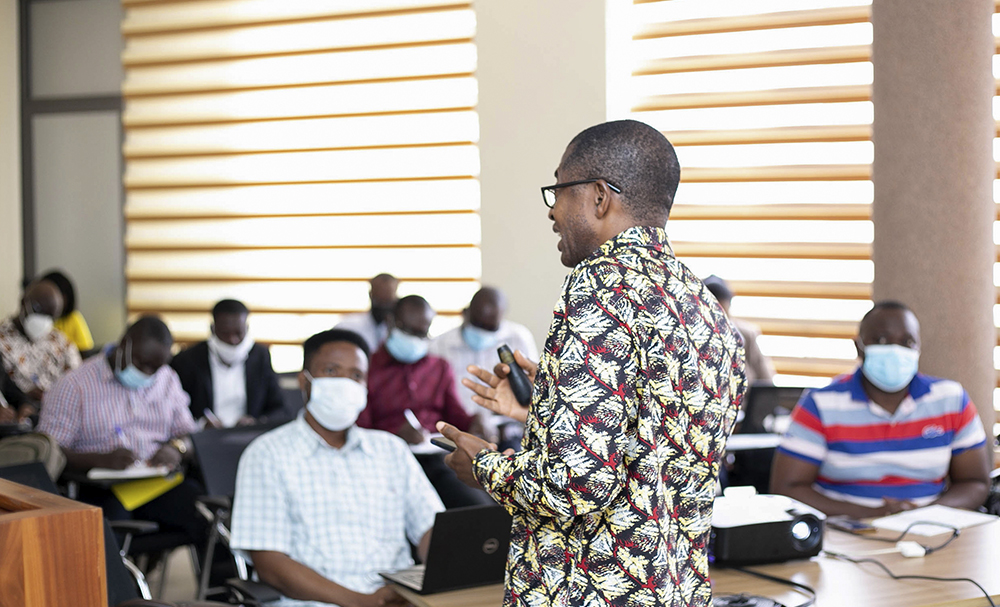 Seminar to Equip PhD Students
