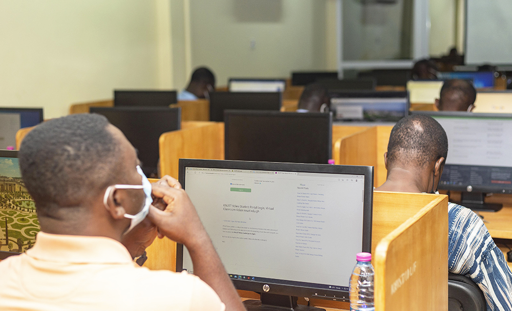 Digital Literacy Training for KNUST Academic Staff 