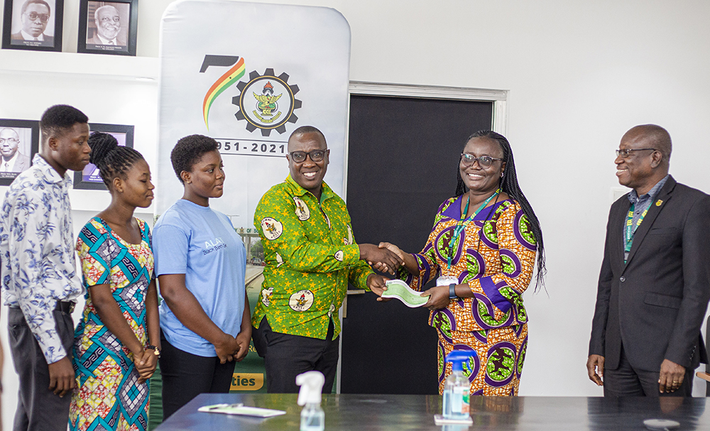 KNUST Alumni Association Supports 3 KNUST Students