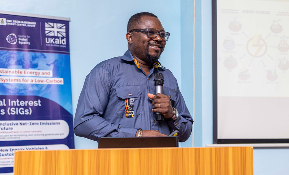 Dr. Robert Bright Sogbadji, Deputy Director for Renewable Energy and Green Transition at the Ministry of Energy and Green Transition and Lead for the Inclusive Net-Zero Emissions Special Interest Group (SIG) of CCG-Ghana,