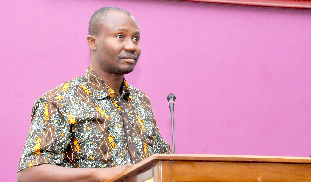 Dr. Williams Abaawien Atulik