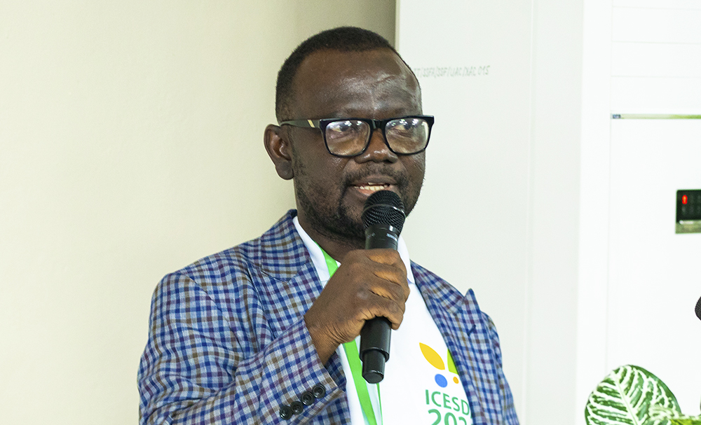 Professor De-Graft Owusu-Manu