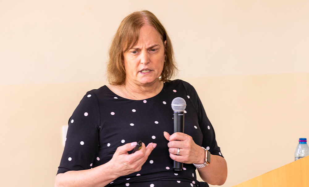 Professor Robyn Tanguay, also from Oregon State University,