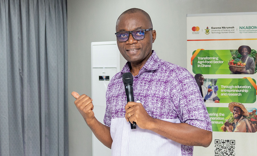 Facilitator Dr. Isaac Tweneboah-Koduah