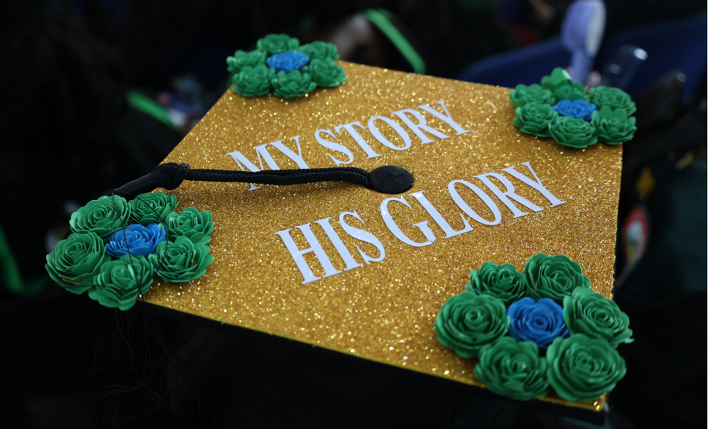 Decorative Graduation Caps: A Trend That Tells a Story | Kwame Nkrumah ...