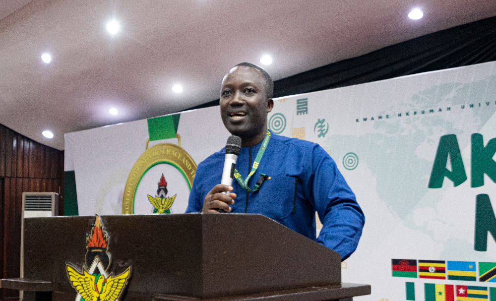 Professor Daniel Duah, Dean of the International Programmes Office