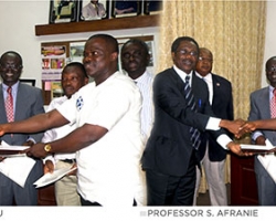 Mr. Daniel Duah Donates Books