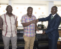Larry Addo Supports KNUST