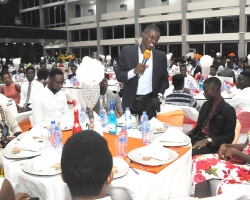 Vice-Chancellor Fetes Mastercard Scholars
