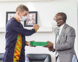 The British High Commissioner meets KNUST Management and SRC